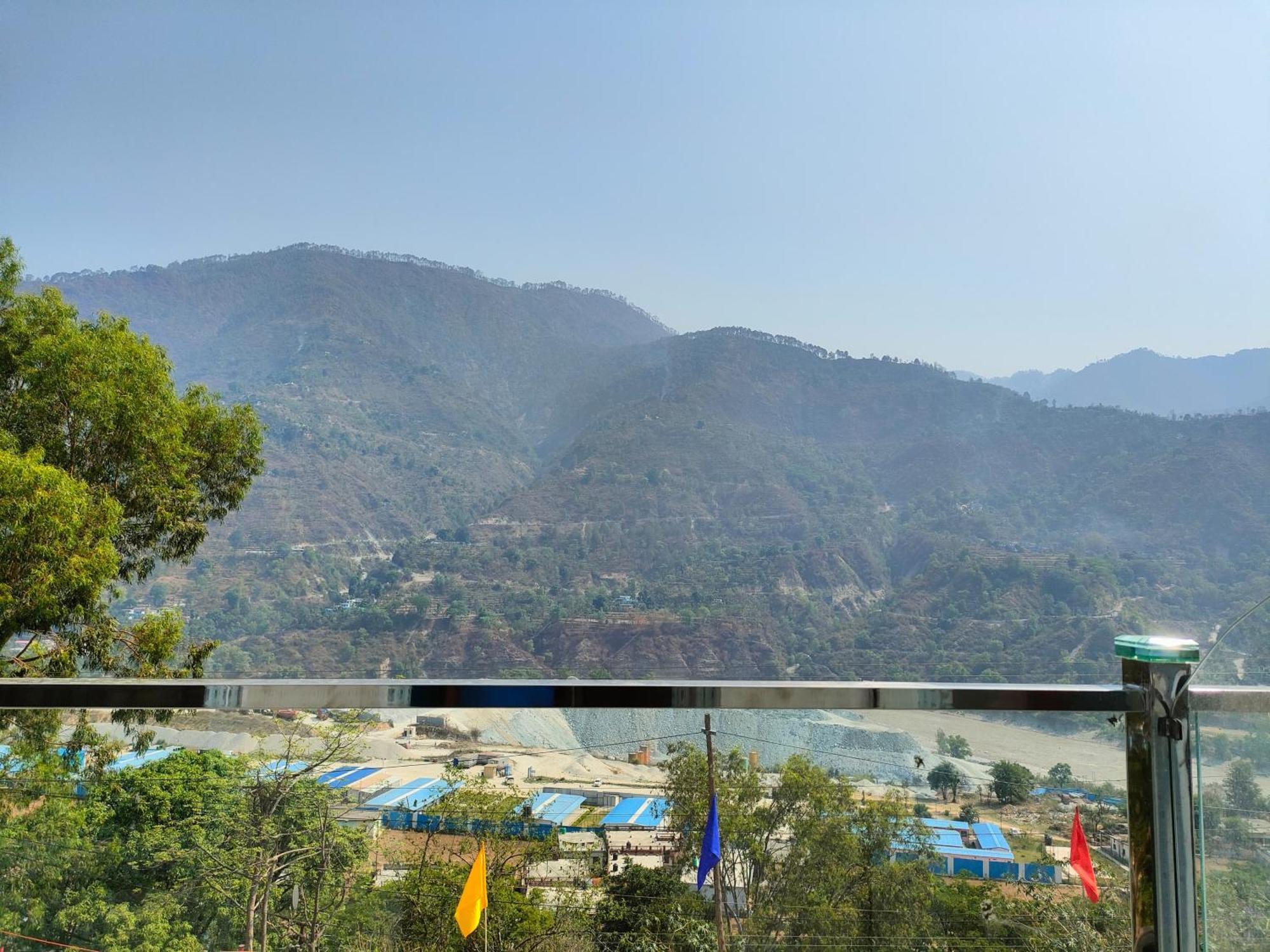 Bed In Mountain - Bnm Stays Chutwapipal Exterior foto
